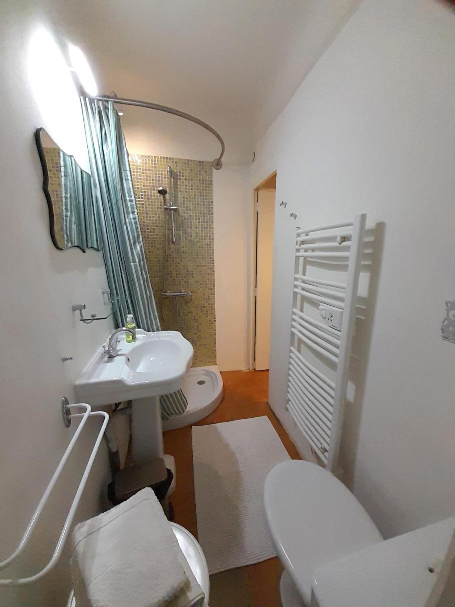 La Cachette Centre Village Русийон Экстерьер фото